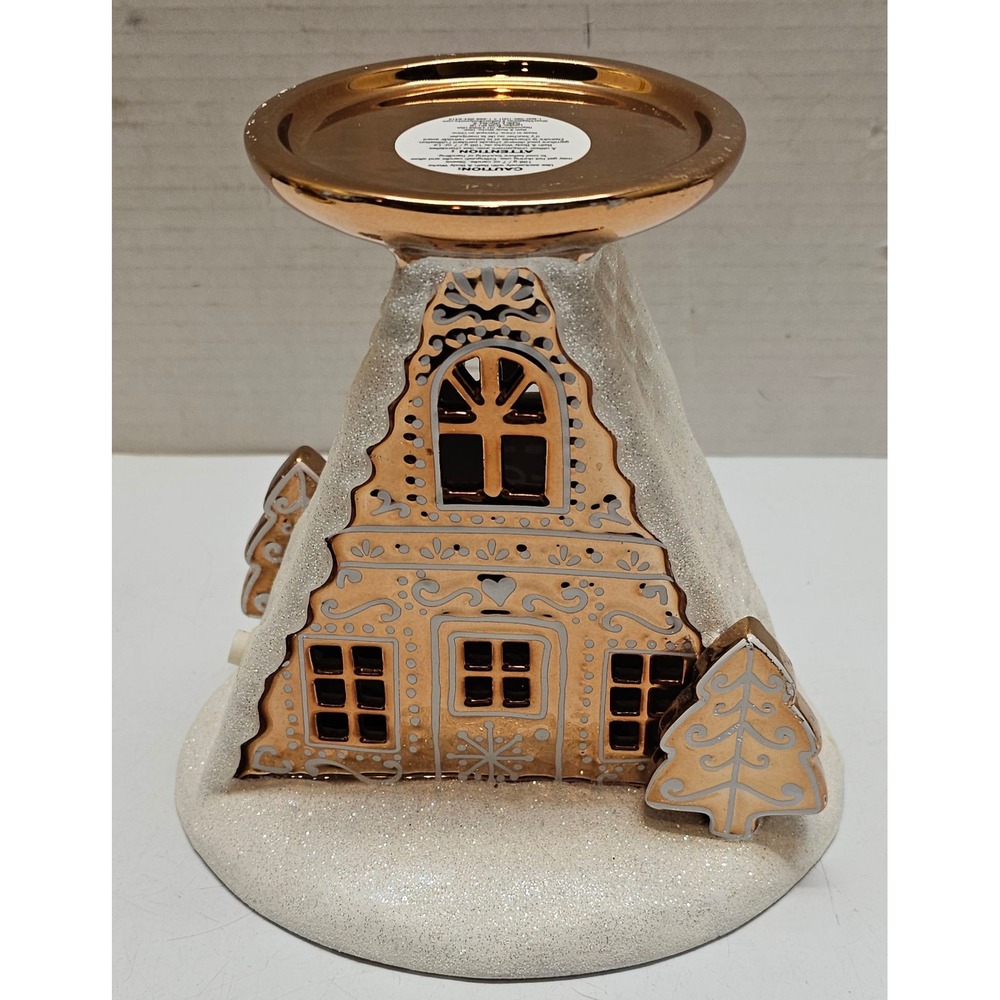 Bath & Body Works Gingerbread House Light Up 1-Wick Candle Pedestal Rose Gold